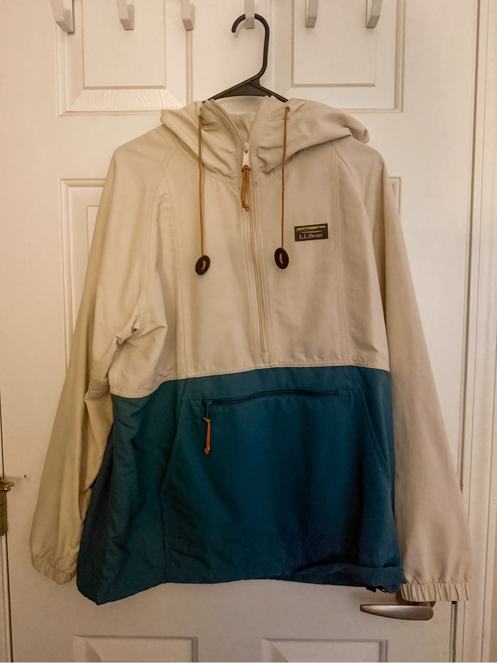 L.L. Bean Two-Tone Hooded Utility Anorak — Cream & Teal